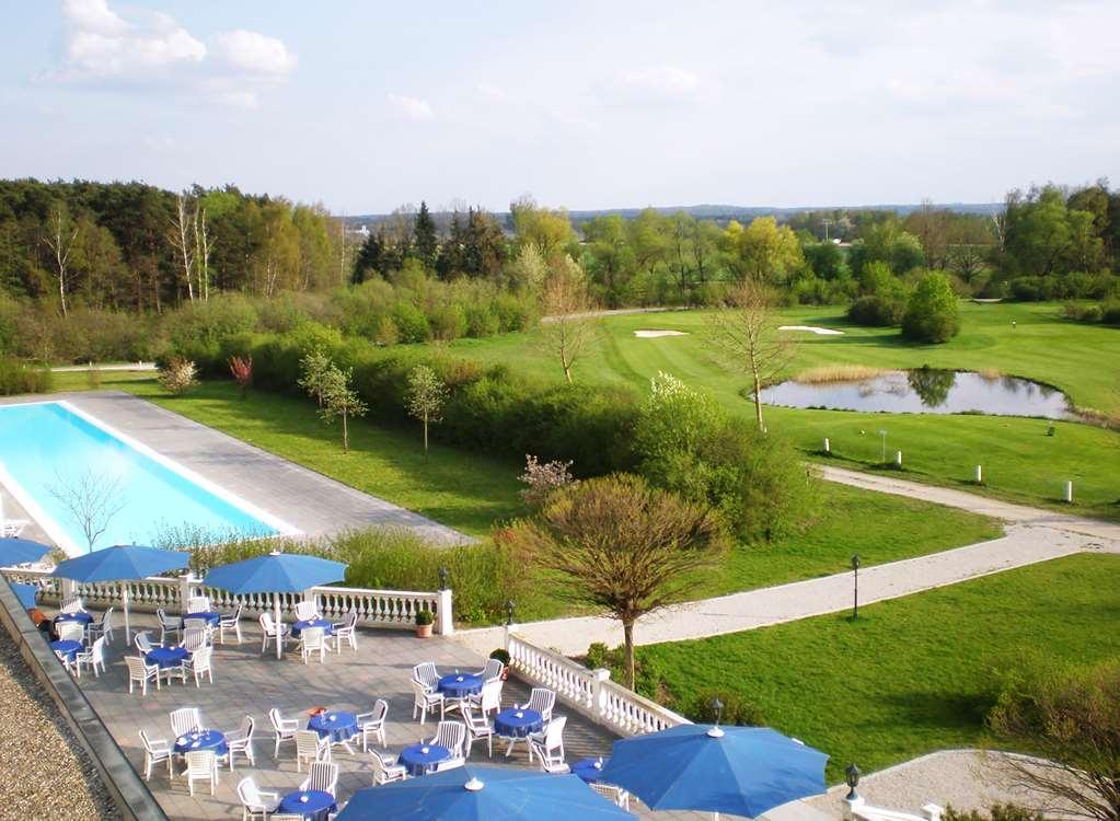 באד גיגינג Dorint Marc Aurel Spa & Golf Resort מתקנים תמונה
