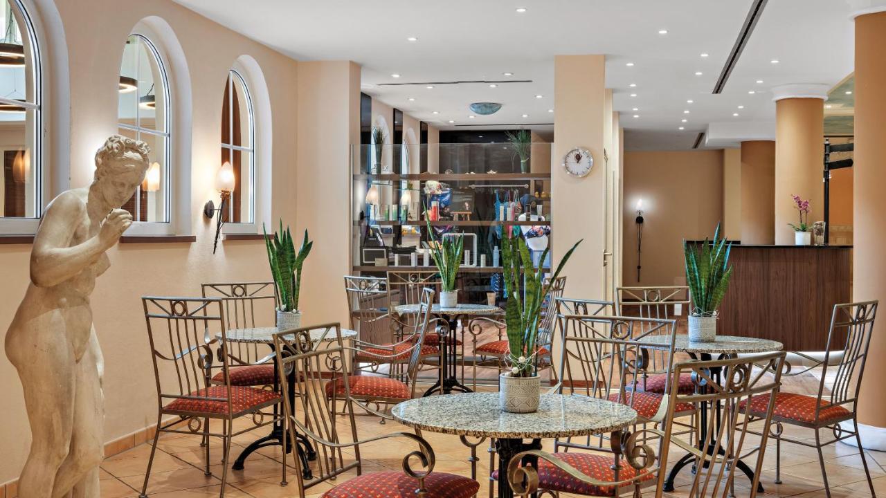 באד גיגינג Dorint Marc Aurel Spa & Golf Resort מראה חיצוני תמונה